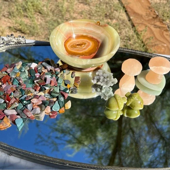 Banded Green Onyx Bowl, Selenite Mushrooms, Grape Agate, Ocean Jasper Chips - Picture 7 of 16